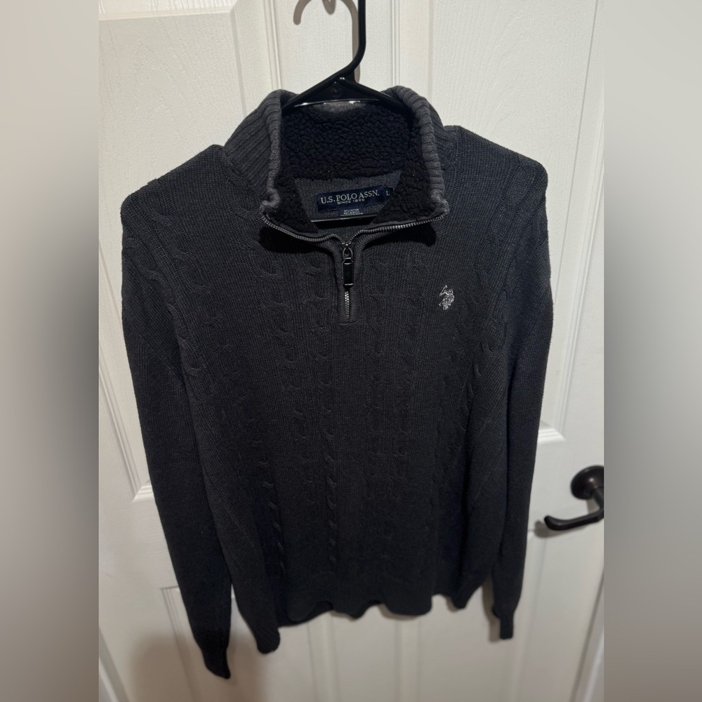 U.S. Polo Assn. Men's black Zip-Up cable knit Sweater size large